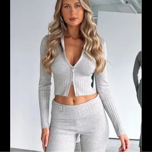 White Fox grey cropped sweater zip up